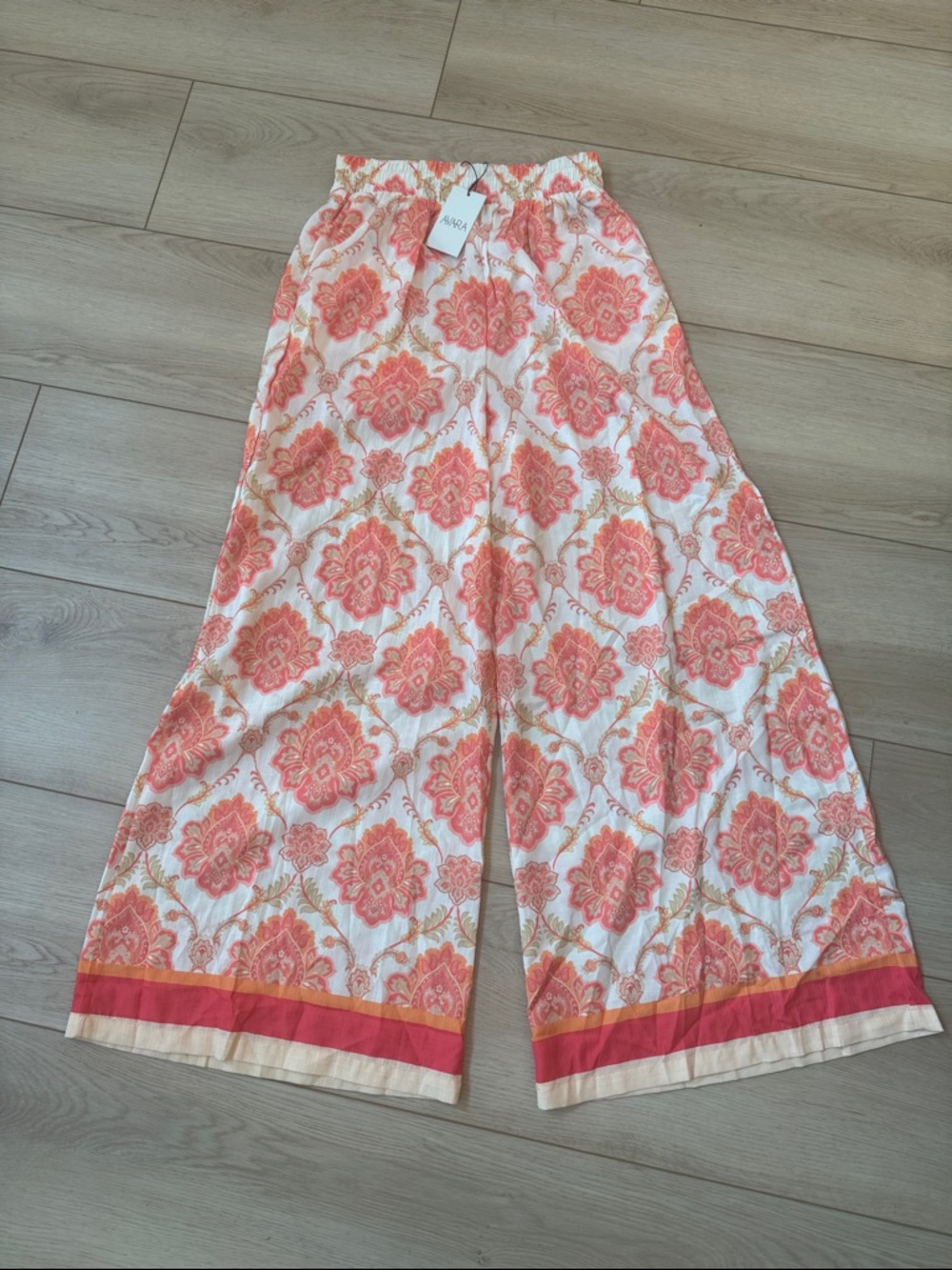 Avara Flying Tomato Wide Leg Pant NWT SZ SMALL